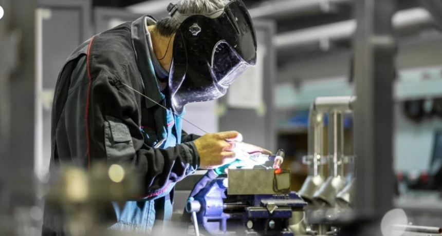 Dos miradas distintas sobre la economía: ¿quién tendrá razón?