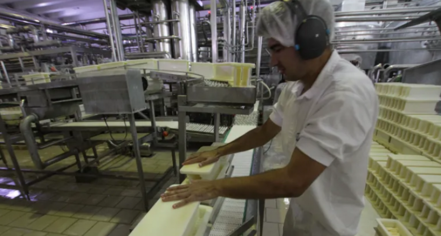 Las exportaciones lácteas cayeron un 18% en 2023 
