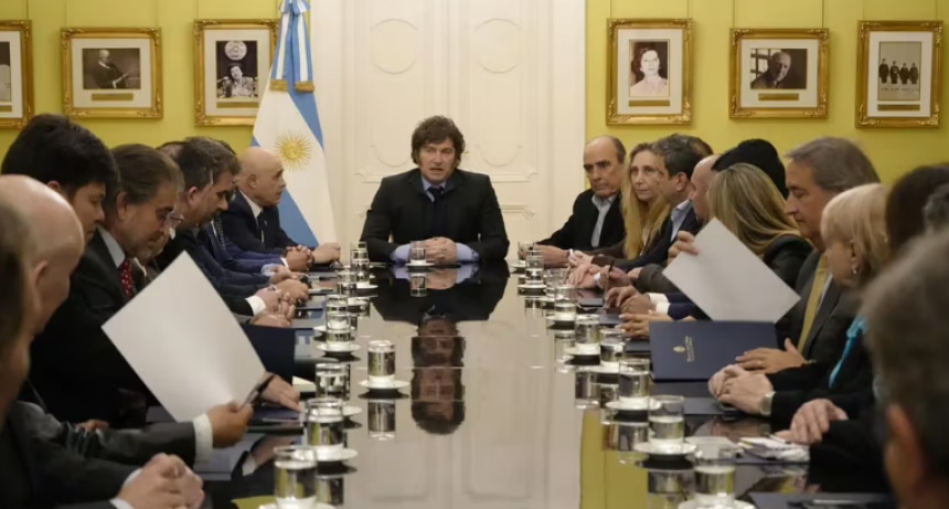 Javier Milei firmó el veto total a la ley de jubilaciones que aprobó el Congreso