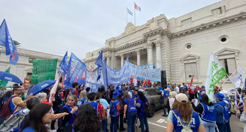 Reforma jubilatoria: la CGT, la CTA y Festram rechazan el proyecto del gobierno