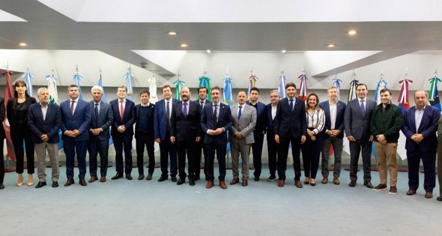 Zamora participó de la conferencia del CFI y abordaron distintos temas