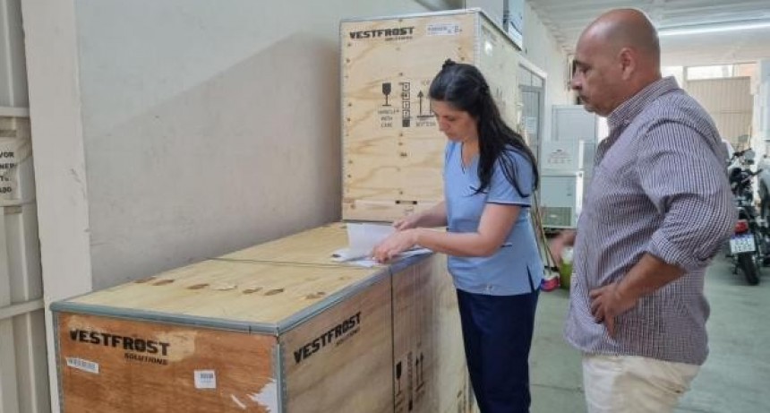 Distribuyen refrigeradores para vacunas en 20 efectores de la provincia