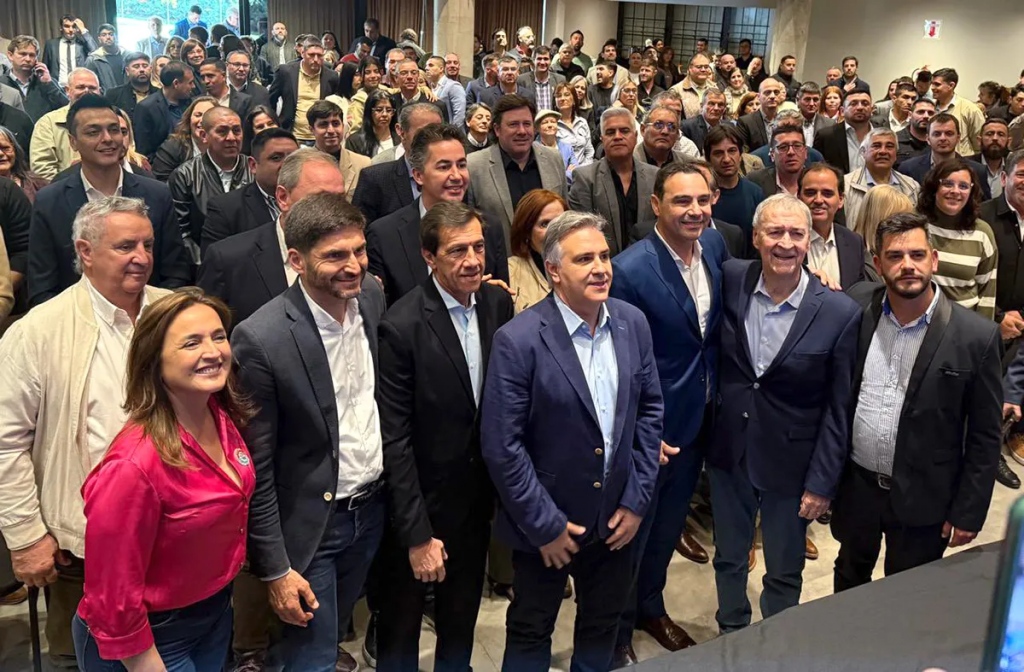 Provincias Unidas lleva su campaña a la Patagonia, con todas sus figuras en cartel