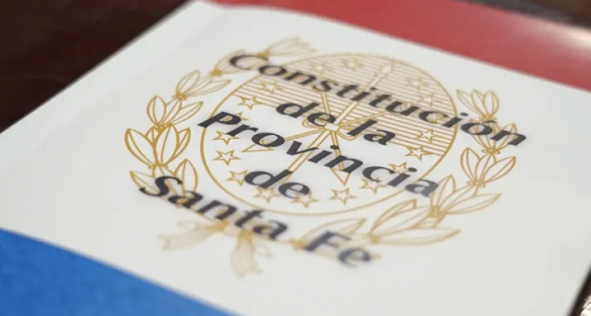 Entró en vigencia la nueva Constitución de Santa Fe tras publicación oficial