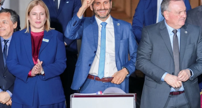 La Constitución amasada por la política santafesina