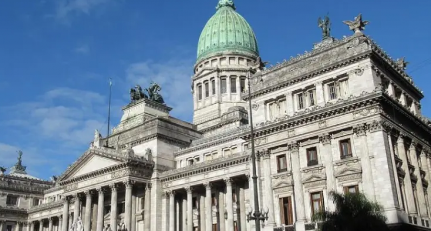 La oposición advierte que el auxilio del Tesoro de EEUU deberá ser aprobado por el Congreso