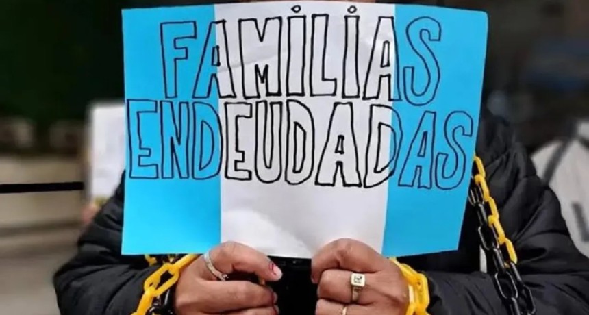 En medio de un fuerte cruce pol&iacute;tico, Diputados aprob&oacute; una jornada de debate por el sobreendeudamiento familiar