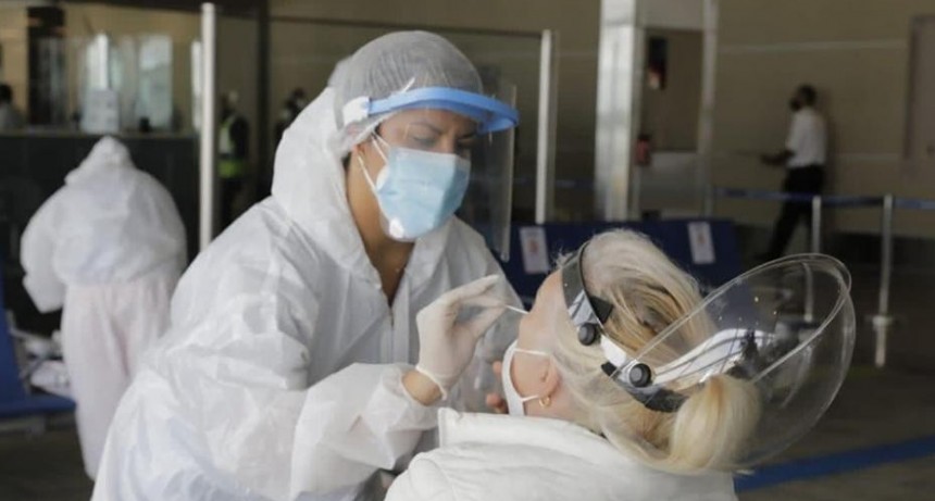 Cinco contagios nuevos de coronavirus este domingo 17 en Santiago del Estero