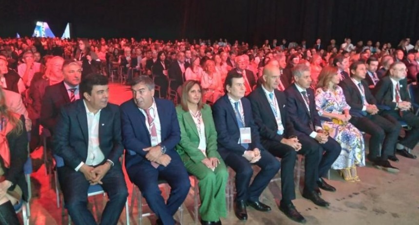 &ldquo;Santiago tiene un esp&iacute;ritu emprendedor que empuja a las nuevas generaciones&rdquo;