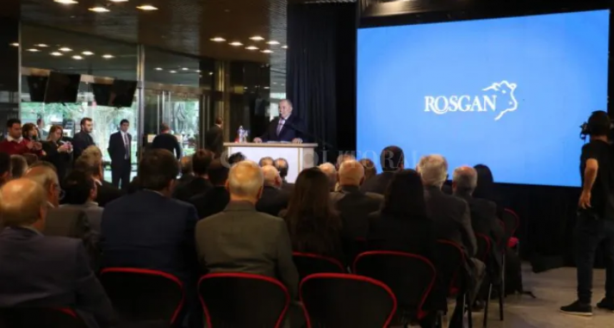 Rosgan festej&oacute; su 14 aniversario 