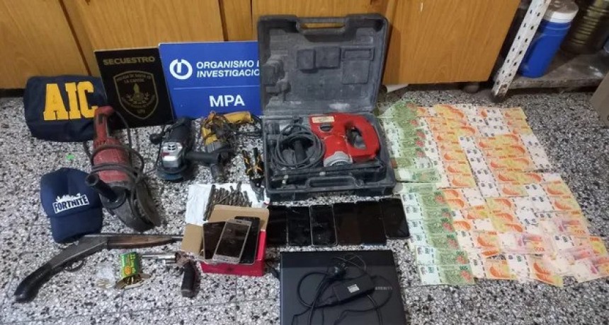 Detuvieron a tres delincuentes relacionados con el robo al Pago F&aacute;cil de 9 de Julio y Mendoza