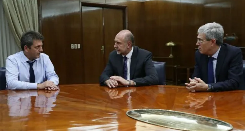 La provincia esta semana definir&aacute; el modelo de convenio para pagarle a municipios y comunas su parte de la deuda