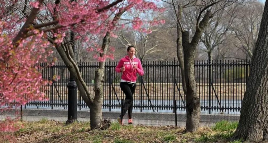 La actividad f&iacute;sica regular ayuda a potenciar la eficacia de la vacuna contra el coronavirus