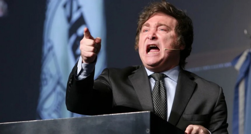 Javier Milei se defendió de las acusaciones por la subida del dólar: 