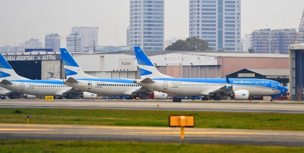 El oficialismo, con apoyo del PRO y la UCR, logró dictamen para privatizar Aerolíneas Argentinas