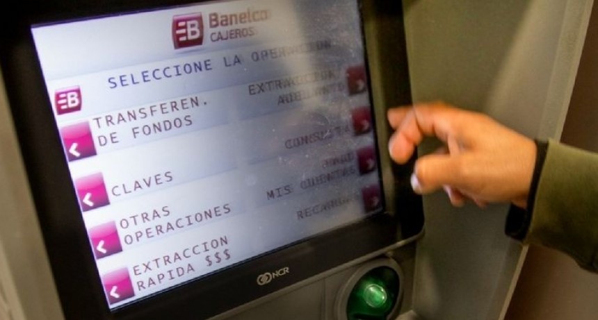 Detectaron una nueva modalidad de estafas en cajeros automáticos en Córdoba