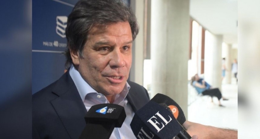 Facundo Manes visitó Santa Fe para dar una charla, pero no mantuvo reuniones políticas
