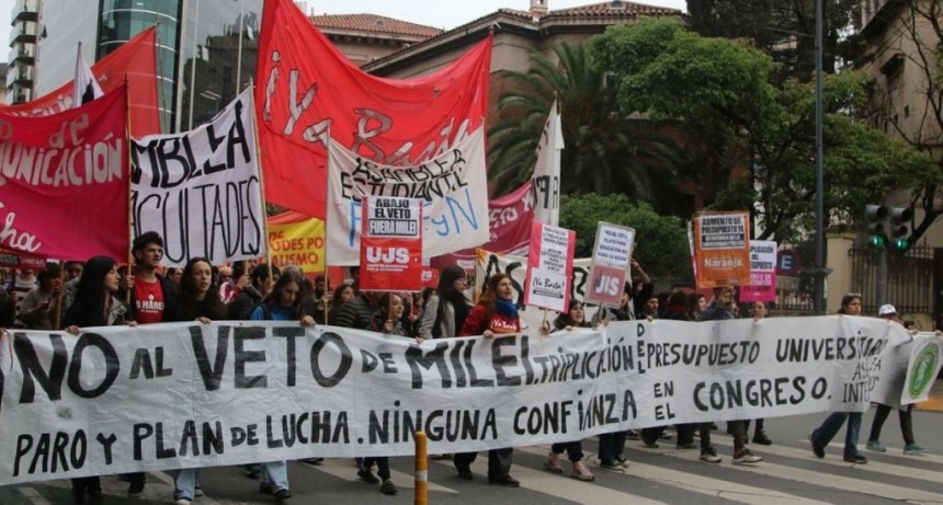 Paro total en universidades nacionales este jueves tras el respaldo al veto