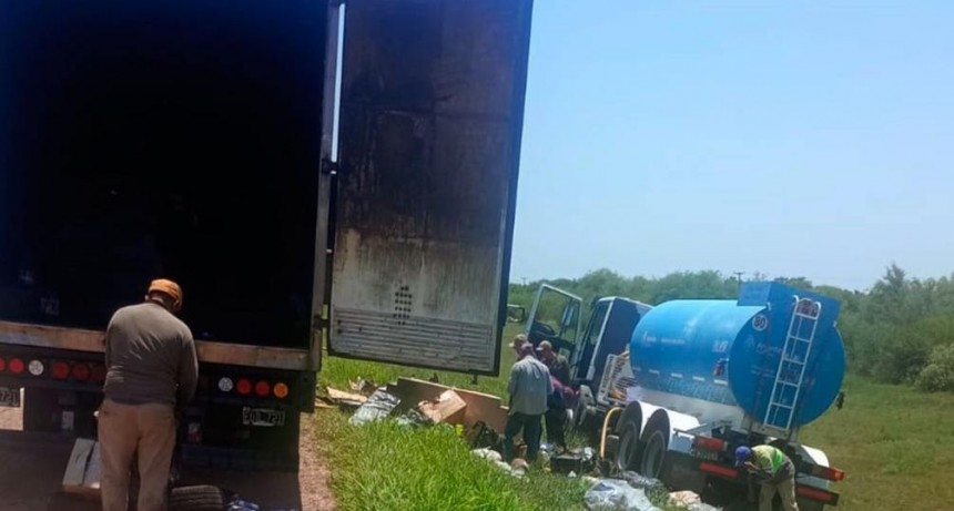 Camión se prendió fuego cuando circulaba sobre ruta 34, cerca de Real Sayana