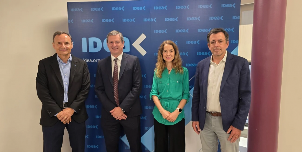 Los empresarios debaten sobre competitividad en medio de las incertidumbres financieras y políticas