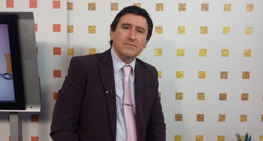 UNA SEMANA DE AMBIVALENCIAS ENTRE RADICALES Y SOCIALISTAS.