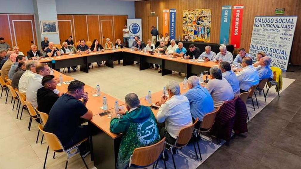 En alerta por los recortes que anunció Milei, la CGT advirtió: “Vamos a mantener la guardia alta”