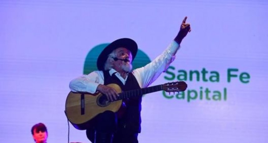 Miles de personas celebraron los 450 años de la ciudad de Santa Fe