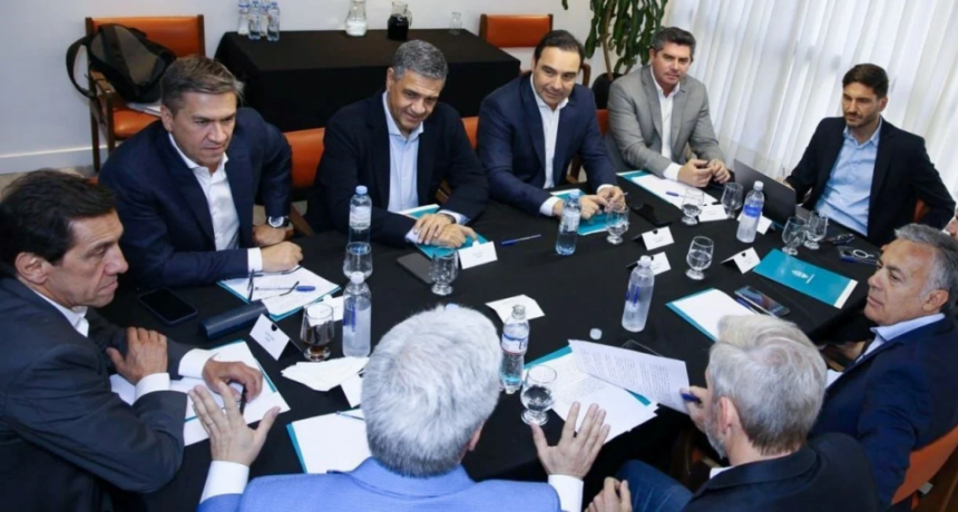 Recambio de autoridades: otra semana con reuniones clave en Santa Fe y Capital Federal