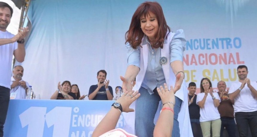 En Rosario, Cristina desafió a Milei: 