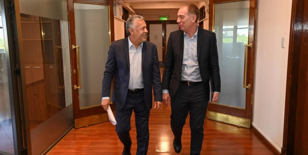 Santilli visitó a Cornejo en busca de respaldo a las reformas que impulsa Milei