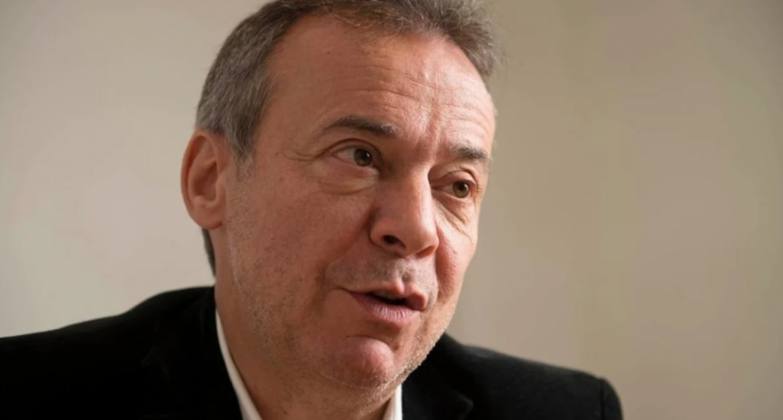 Artana celebra que la Argentina se alejó del default populista hacia 2027