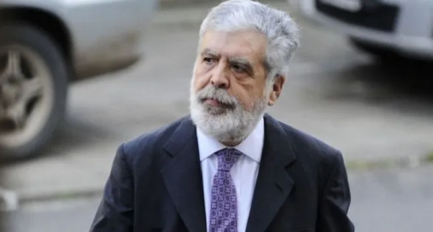 Ordenaron la detención de De Vido tras la confirmación de la condena por la tragedia en Once