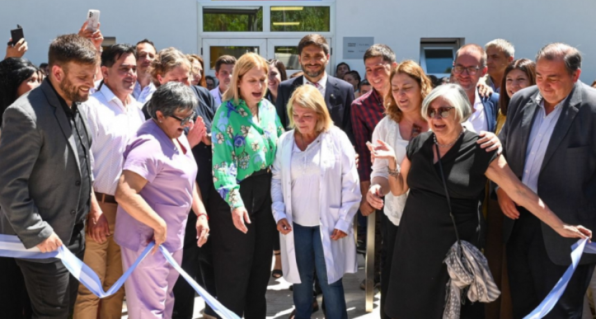 Pullaro: “Nos enorgullece tener el mejor servicio de salud de toda la República Argentina”
