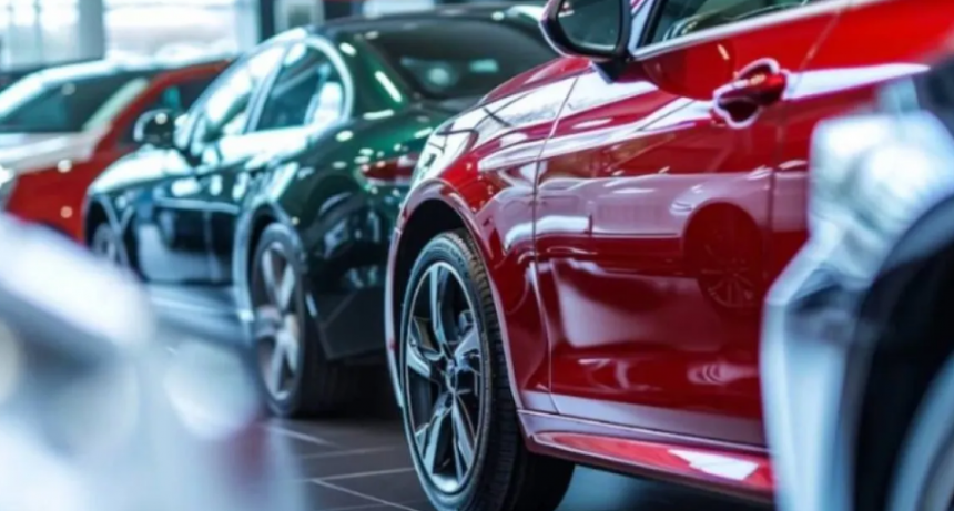La venta financiada de autos 0km y usados con prendas cayó en octubre al nivel más bajo del año