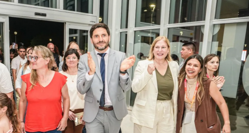 Maximiliano Pullaro apuntó fuerte contra la gestión de Javier Milei por ajustes en Salud y el caso ANDIS