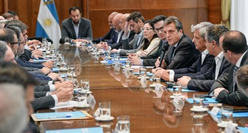 En la evaluaci&oacute;n de Precios Justos, Massa pidi&oacute; a los empresarios trabajar en conjunto para frenar la inflaci&oacute;n