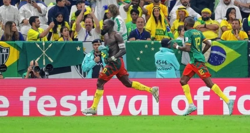 Brasil perdi&oacute; sobre la hora con Camer&uacute;n y dej&oacute; su invicto