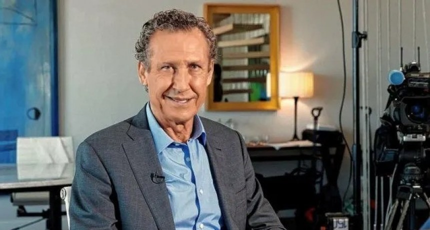 Valdano: "Messi est&aacute; Maradoneando en el Mundial"