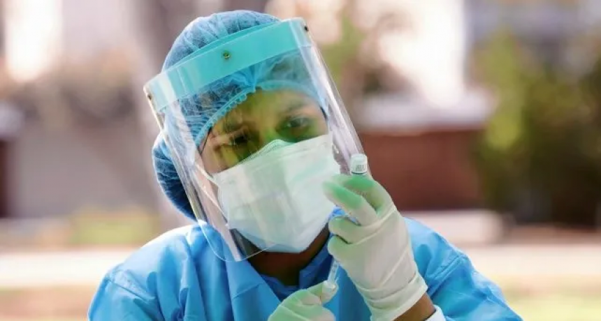 Aumentaron los casos en Santa Fe y recomiendan vacunarse y usar barbijo en &aacute;mbitos cerrados