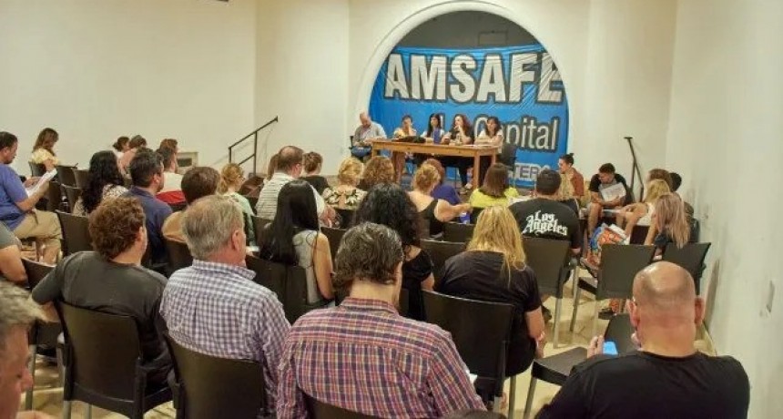 Paritaria docente: cu&aacute;les son las mociones entre las que decidir&aacute; Amsaf&eacute; La Capital 