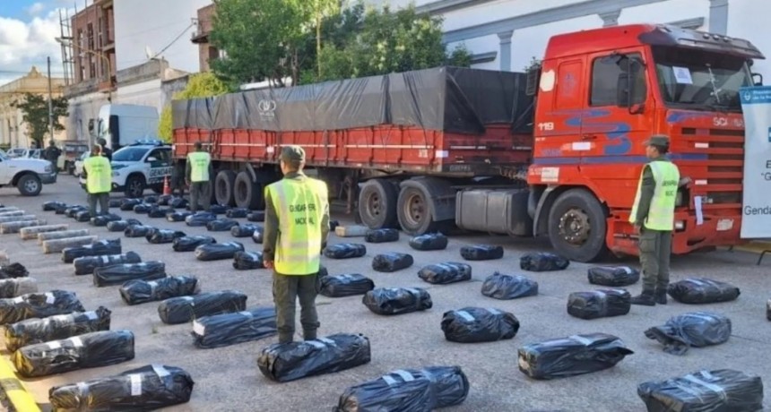 Entre Ríos: llevaban casi una tonelada de marihuana en un camión que trasportaba arroz