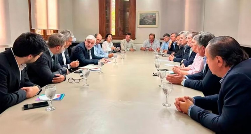 El Gobierno confirmó su intención de aumentar las retenciones y hubo rechazo de la Mesa de Enlace