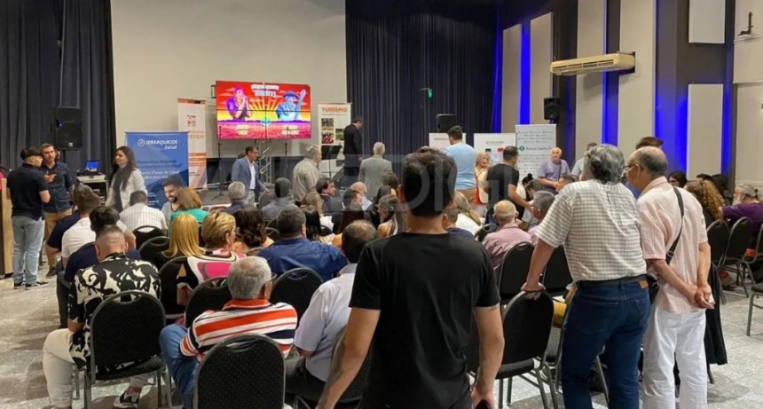 Gran expectativa por el Festival del Pescador: se presentó en Santa Fe la edición 2024
