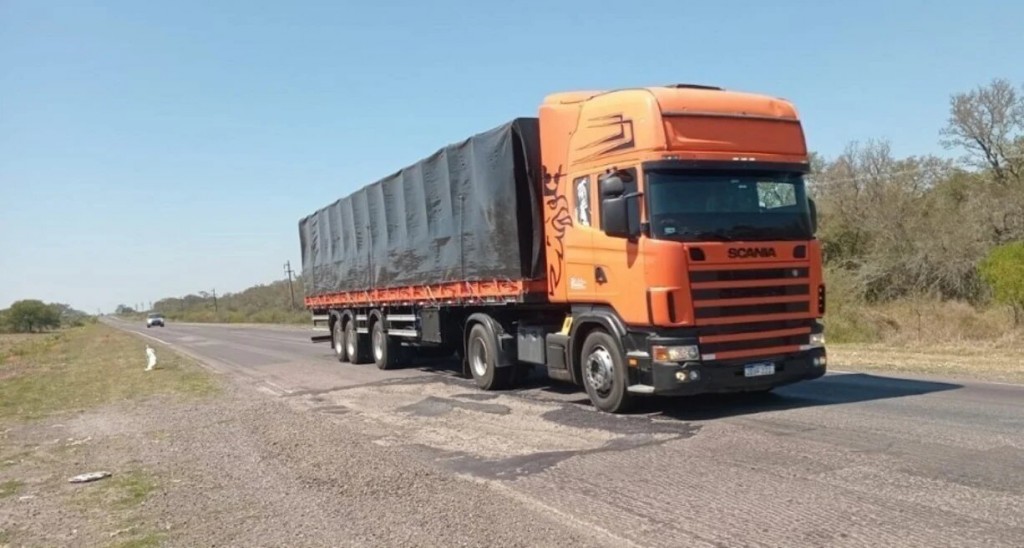 Crespo: dos presos por asaltar a un camionero en la Ruta 11 