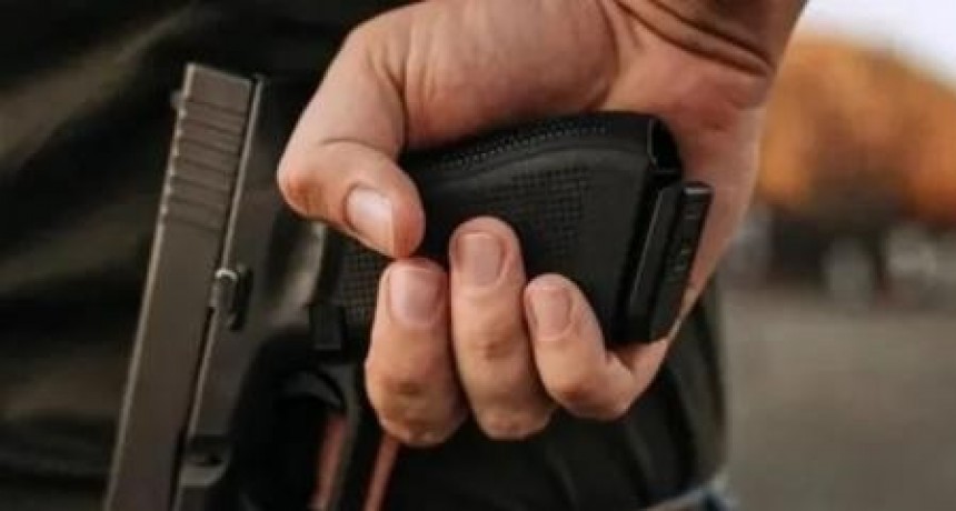El Gobierno nacional autorizó a que se pueda portar armas desde los 18 años