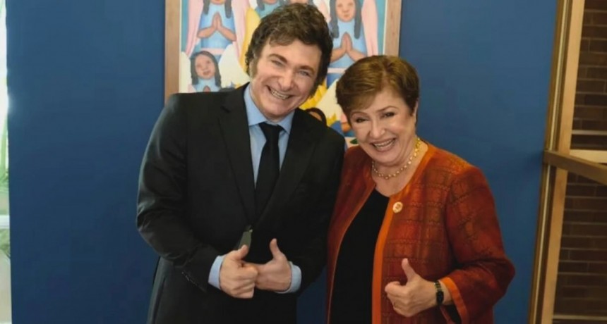 El FMI confirmó que está negociando con Argentina un nuevo programa económico