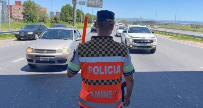 Alerta multas en Córdoba: la Caminera controla y cobra por matafuegos vencidos
