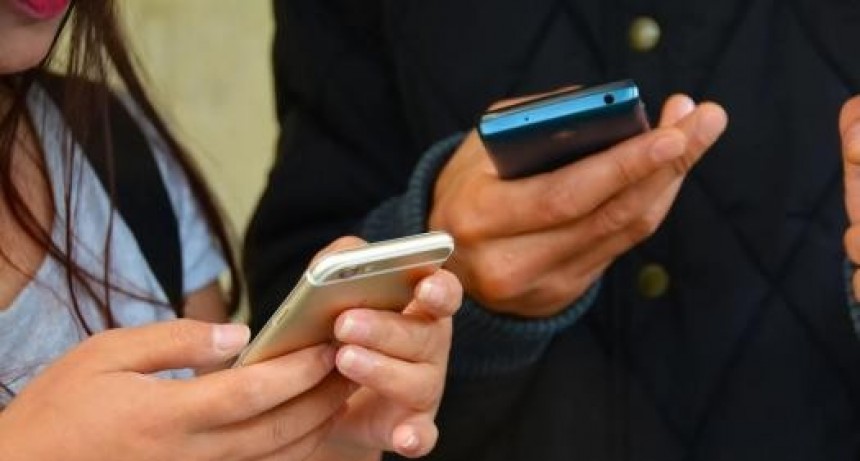 Los argentinos dejarán de pagar el roaming del celular en países del Mercosur: desde cuándo