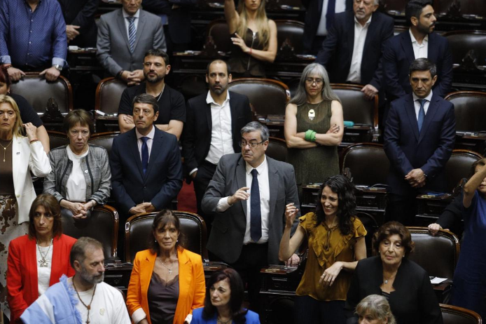 El carnaval en Diputados, reflejo de la decadencia de la educación
