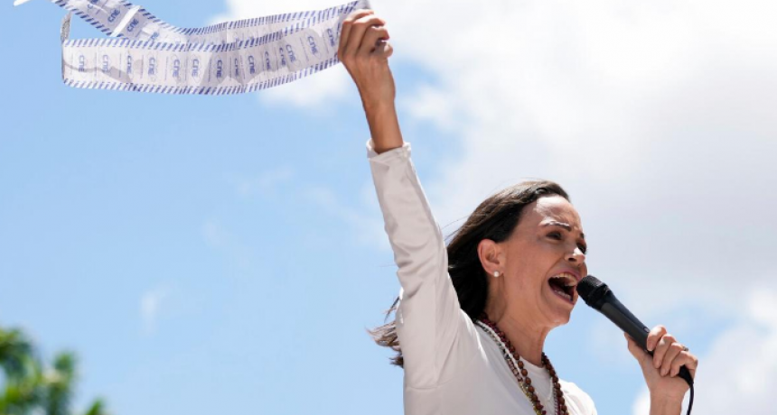 Cómo fue la fuga secreta de Corina Machado: 